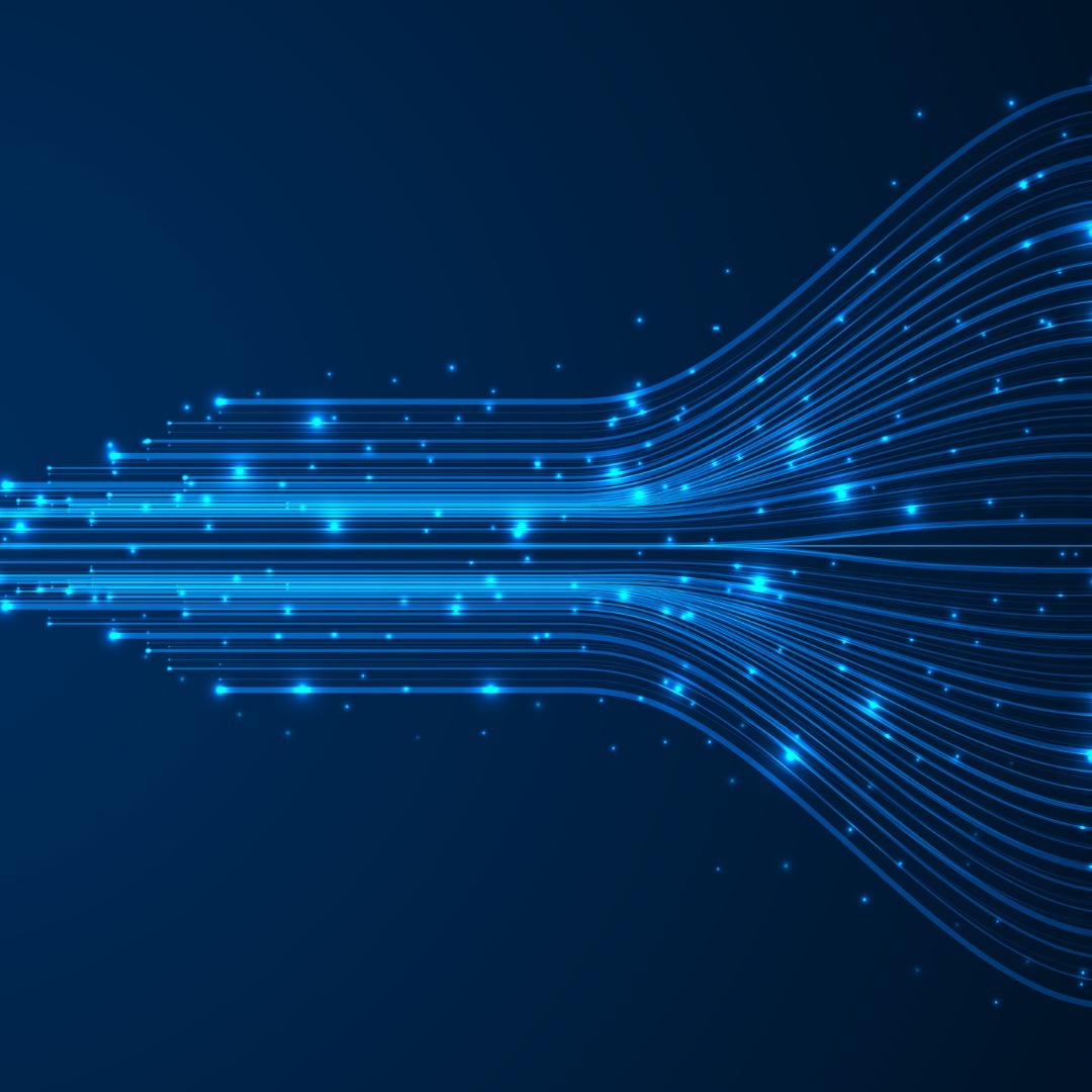 Abstrakte Glasfaser-Lichtlinien als Symbol fuer Datenverbindungen